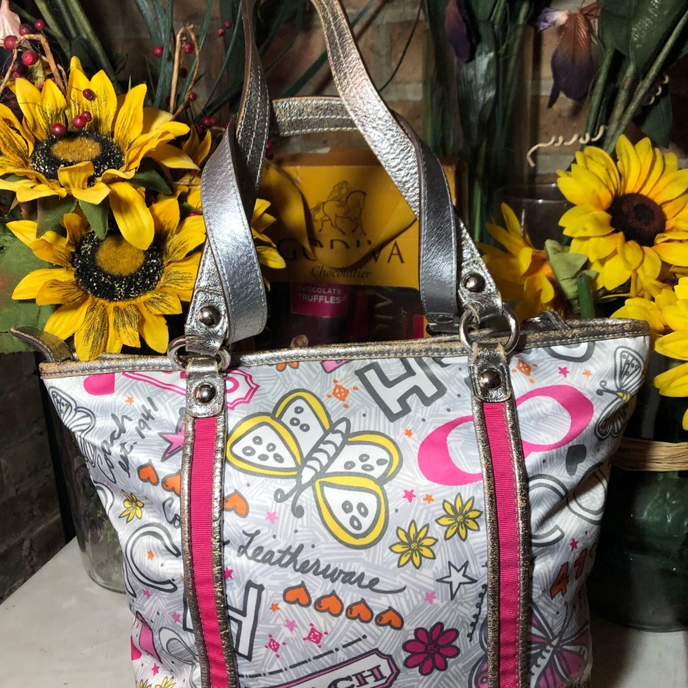 Coach Poppy Tote Bag - Picture 3 of 8